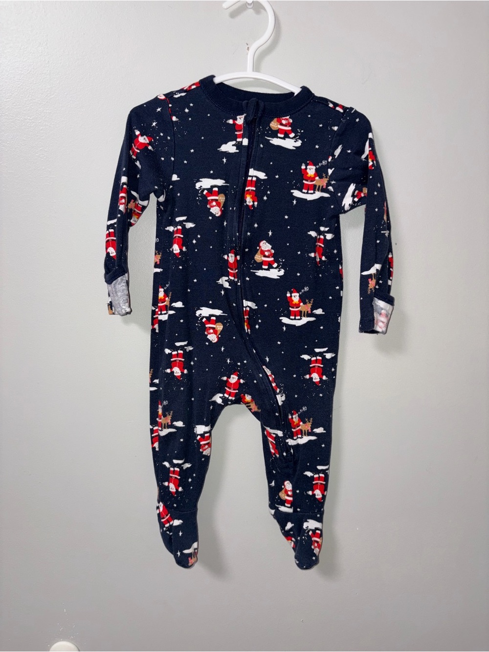 Old Navy Santa Claus Reindeer Snow Print Navy Zippy Footie 6-9M Holiday